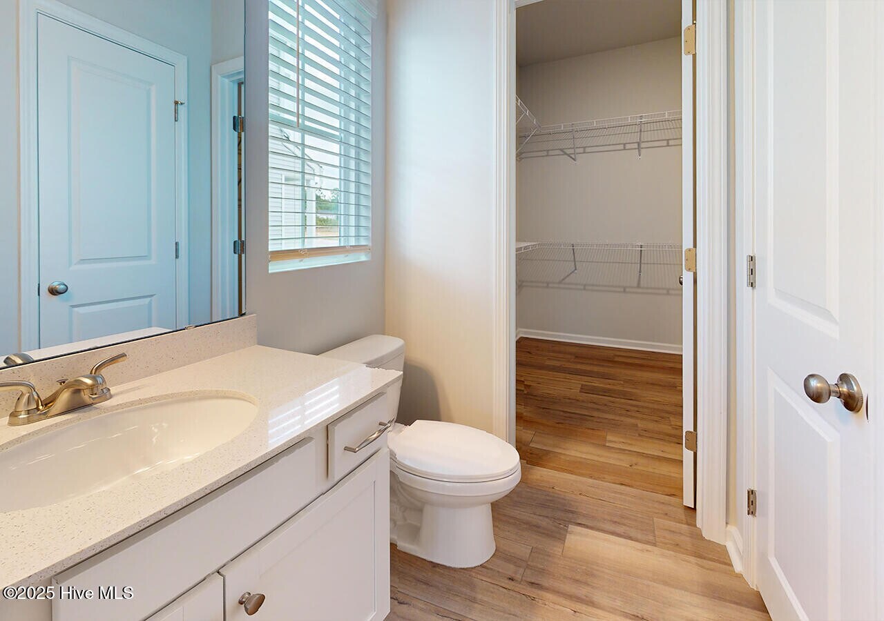 Photo - 2007 Isabella Park Blvd