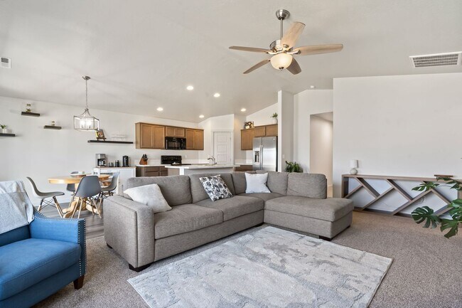 Photo - 3 Bedroom, 2 Bath Single Level Home in Desirable Meridian Location!