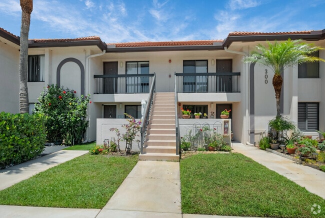 Building Photo - 300 E Club Cir Unit 203 Rental