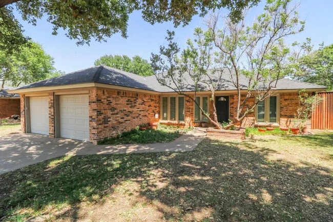 Building Photo - 9713 Nashville Ave