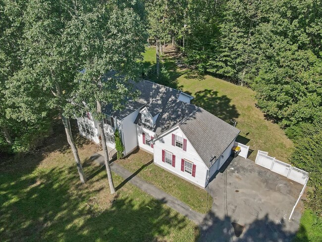 Photo - 198 White Pine Trl