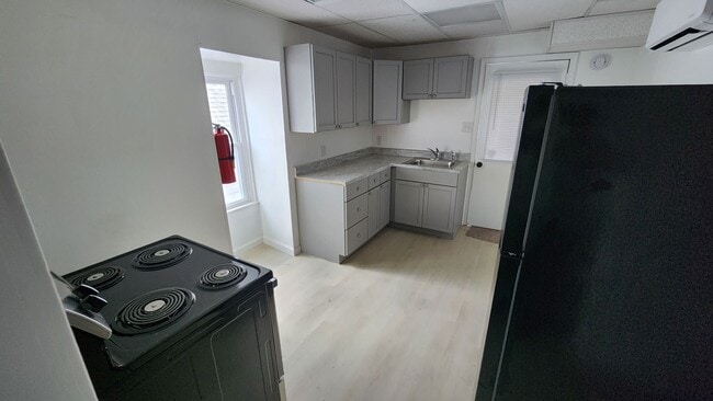 Photo - 11 S Market St Unidad 11 S Market st Apt B Rear