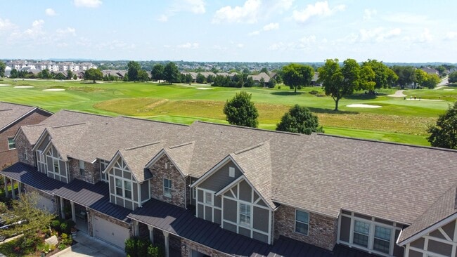 Photo - Stunning Townhome in Foxland Harbor – Golf...