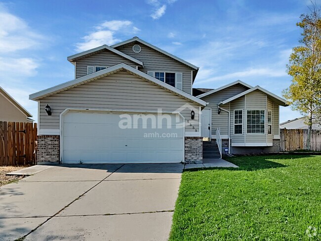 Building Photo - 5555 W Lodestone Ave Rental
