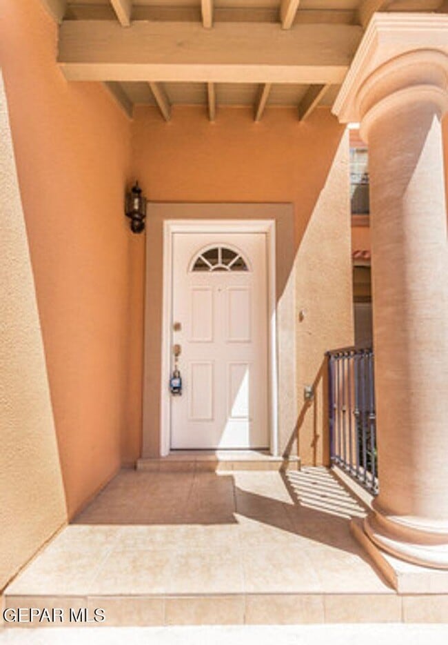 Photo - 3150 N Yarbrough Dr Unit B1