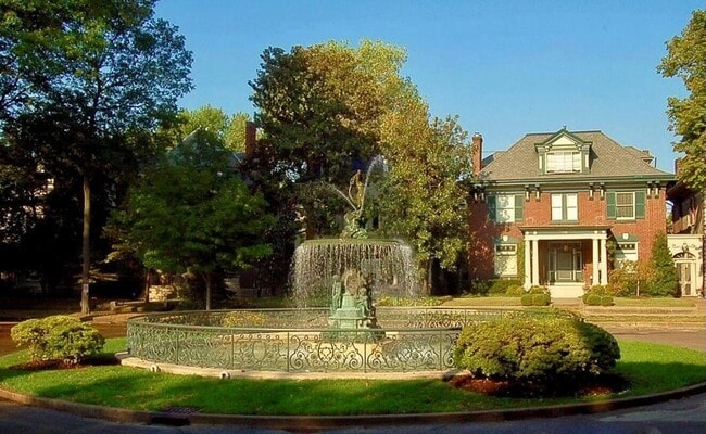 Photo - 1432 St James Ct Apartment Unit 2