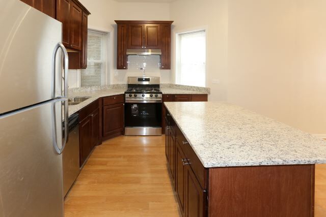 Photo - 1473 W Erie St Unidad M09H