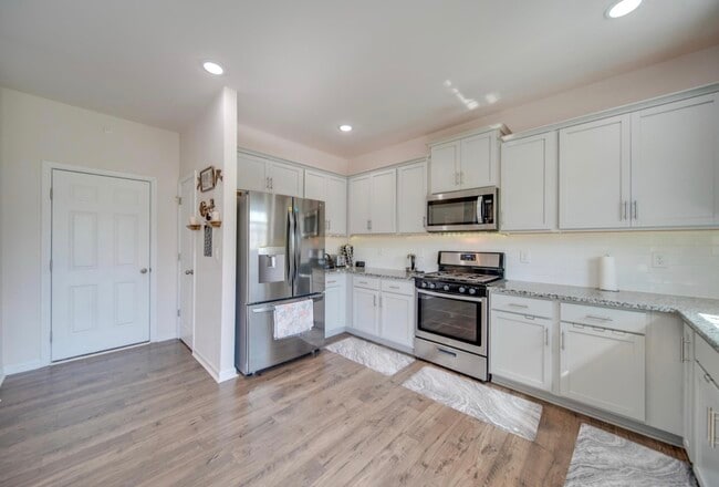 Photo - 9609 Margrave Dr