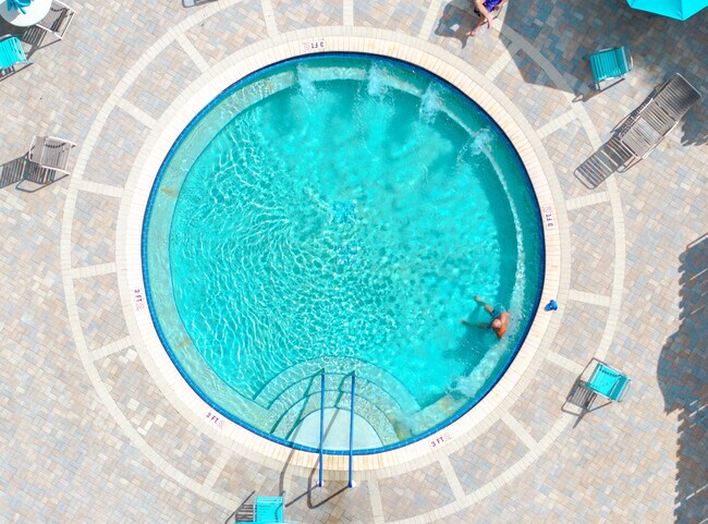 Photo - 233 Brittany F