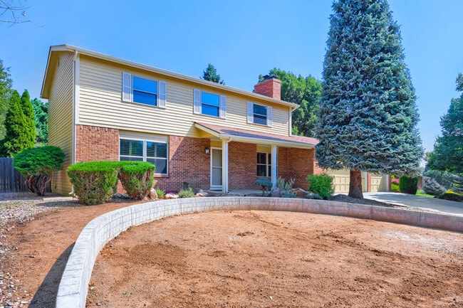 Building Photo - 3202 Springridge Dr