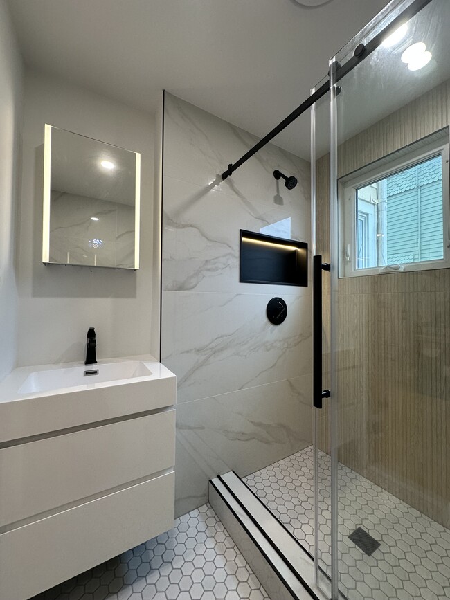 Photo - 88 Cleveland Ave Unidad Apartment available!