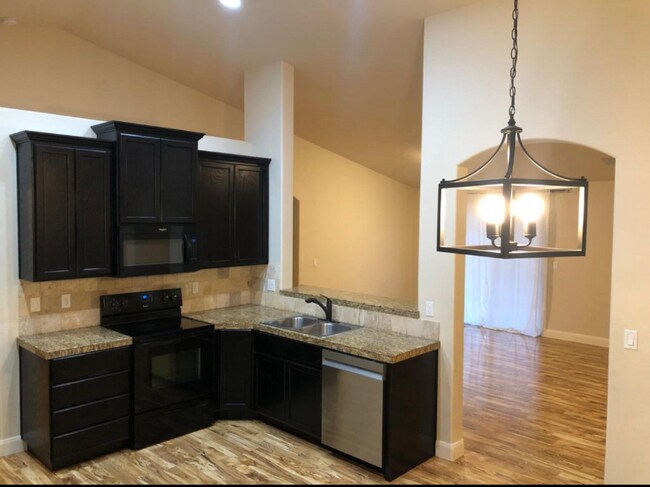 Photo - 4639 N Maplestone Ave