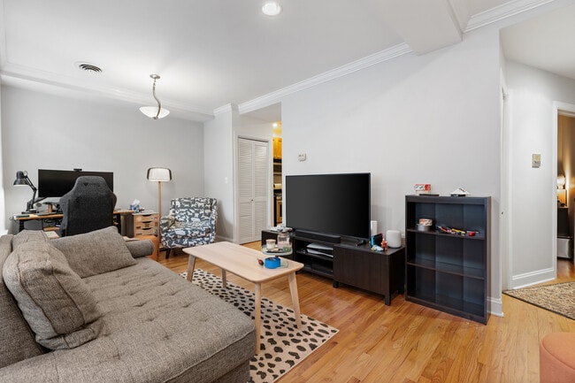 Photo - 945 W Gordon Terrace Unit 1E