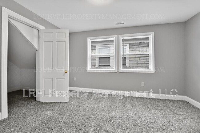 Photo - 4143 W Market St