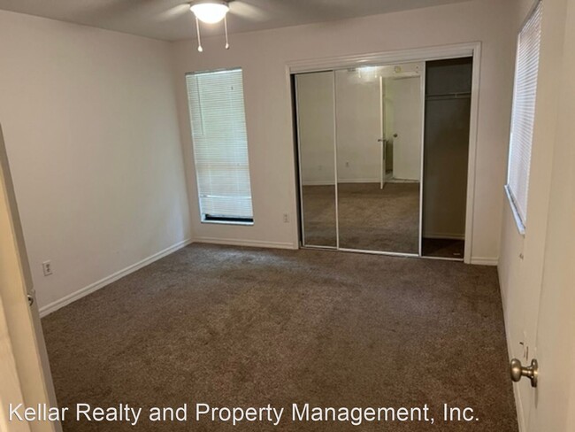 Photo - 3 br, 3 bath House - 5606 SW 8th Place