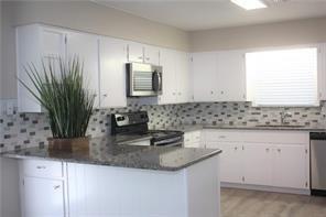 Photo - 2410 Royal Acres Dr