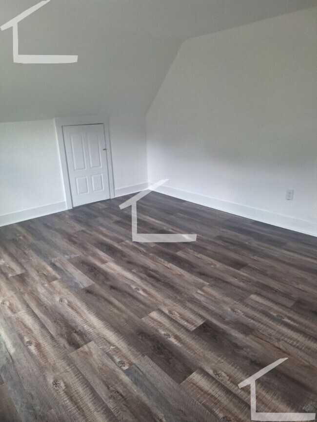 Photo - 597 Cambridge St Rental