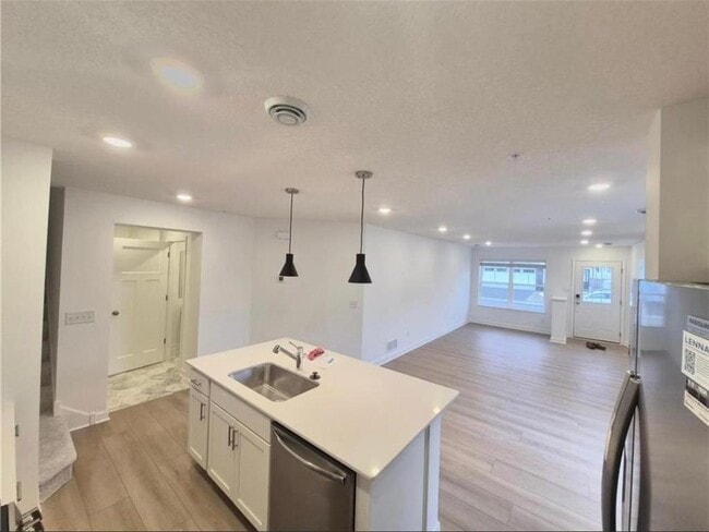 Building Photo - 14930 Archdale Ln