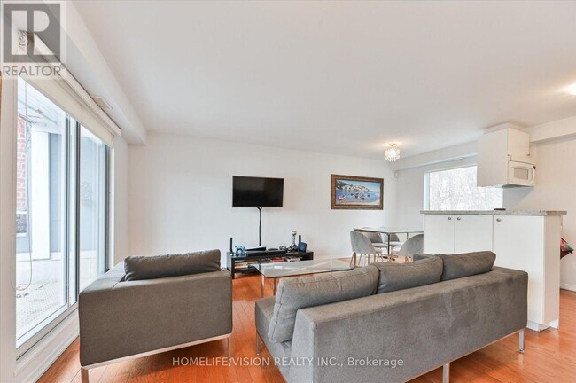 Photo - 400 Summerhill Ave Unit 2nd Flr