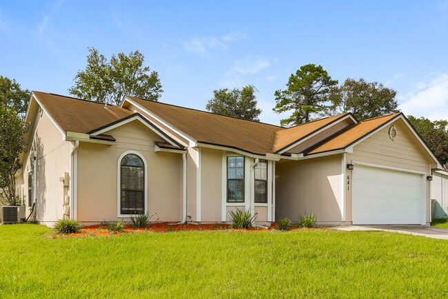 Photo - 641 Charles Pinckney St Casa