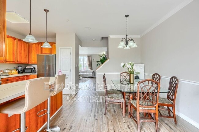 Photo - 403 Deer Hill Cir