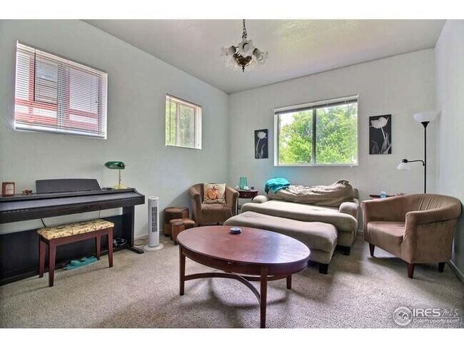 Photo - 1619-1611 11th Ave