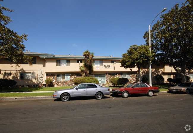 Baldwin Village Apartments - 4029 Gelber Place