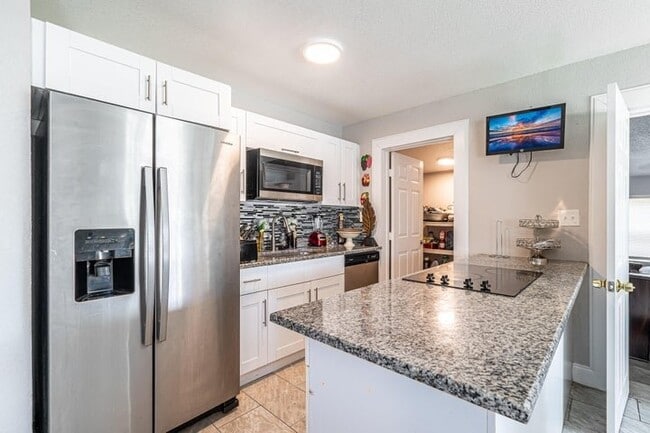 Photo - 1601 NW 3rd St