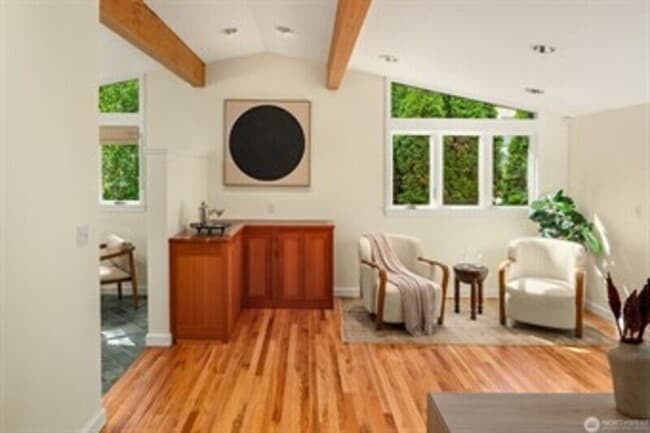 Photo - 4510 48th Ave NE