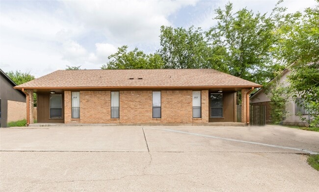 Building Photo - 1412 Gramma Ct Rental