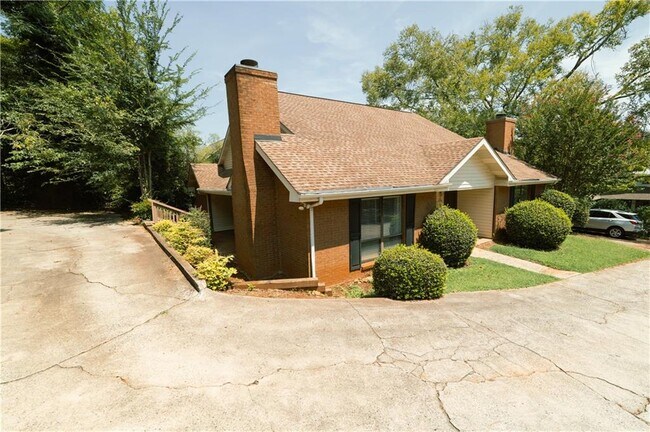 1256 Minhinette Dr