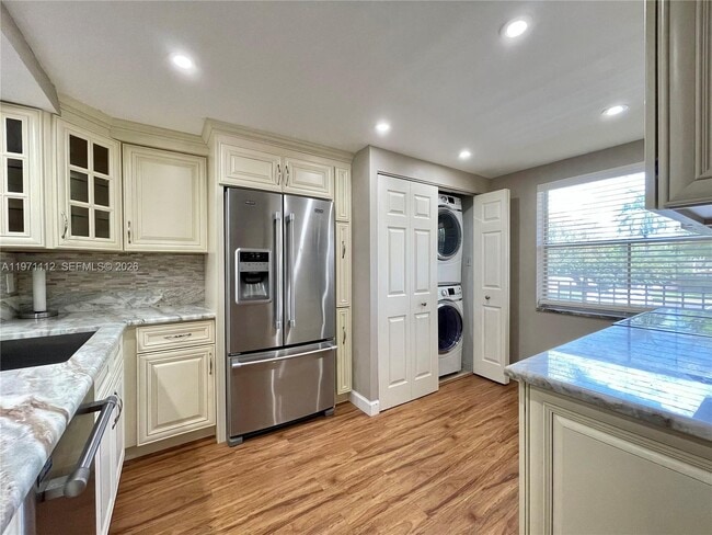 Photo - 7340 Lake Cir Dr Unit 207