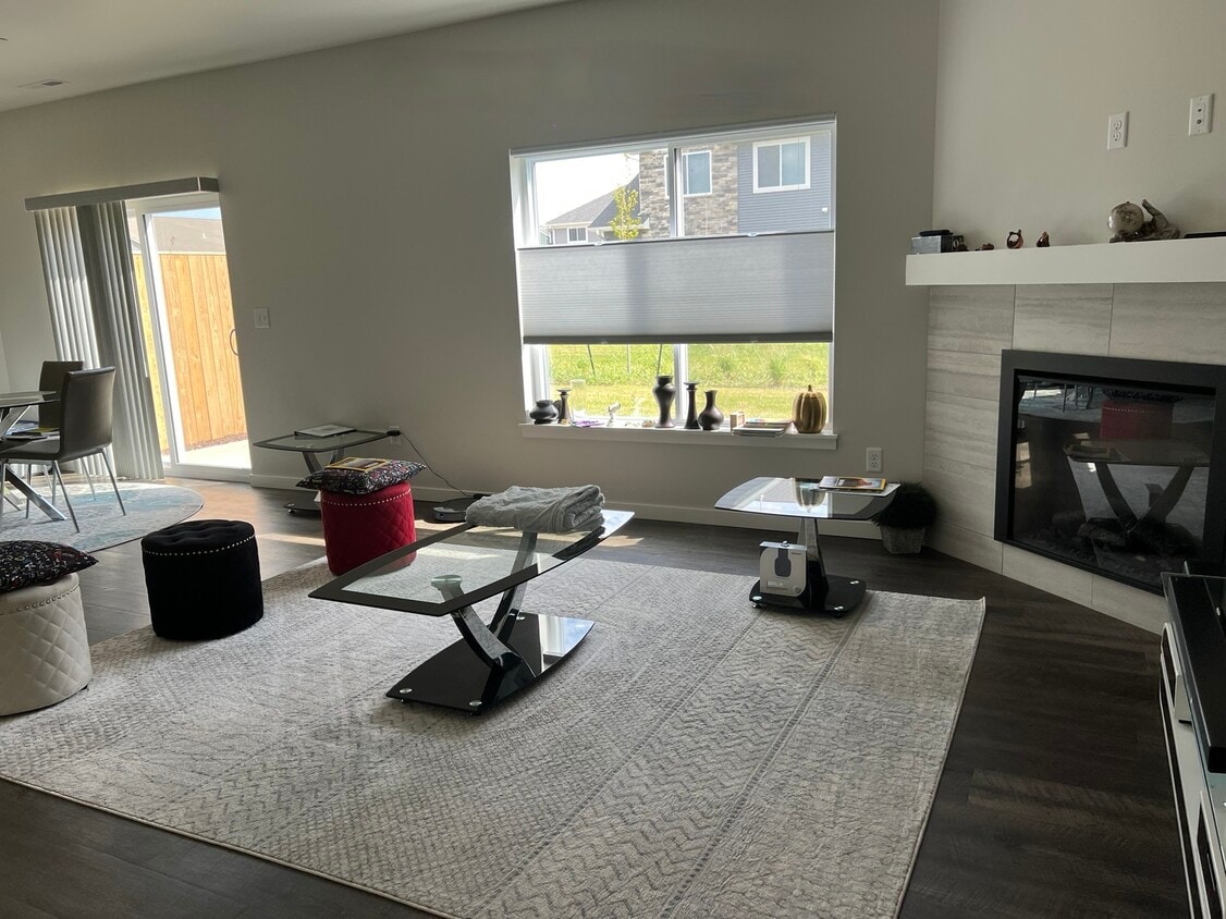 Photo - 2222 Eversull Ln (North Liberty, IA)