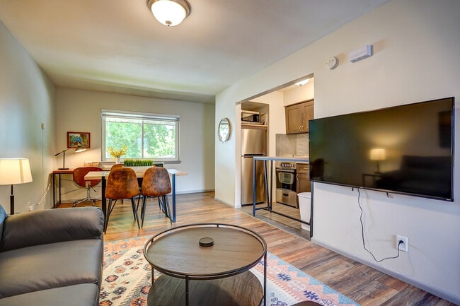 Photo - 407 S 94th Pl Unidad ID1377409P