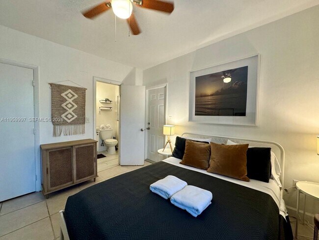 Photo - 1130 NE 81st St Unidad 4