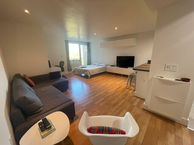 Photo - 800 4th Ave SW Unit N725