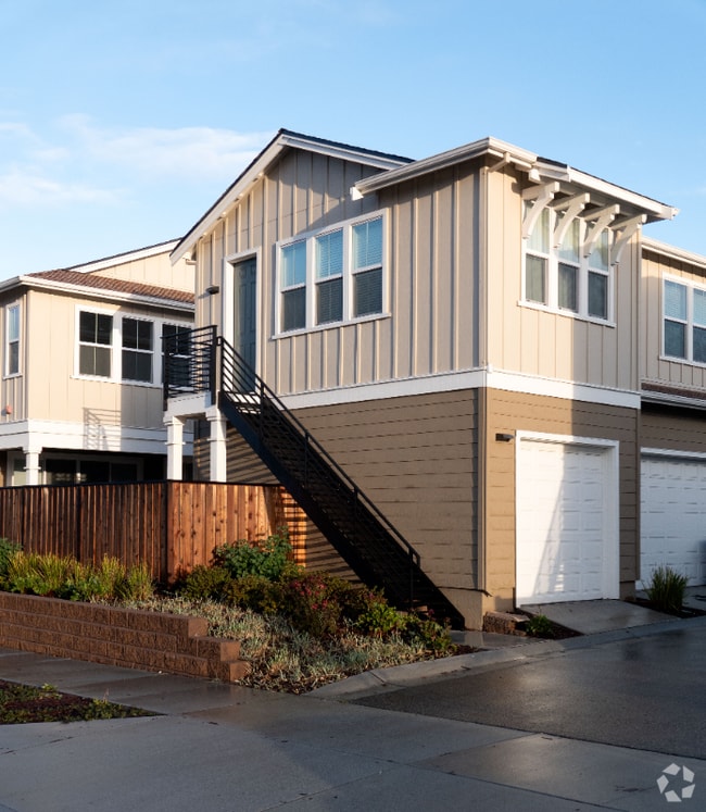 Building Photo - 3001 Shorebird Pl Rental