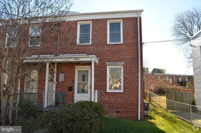 Building Photo - 4801 Bass Pl SE Rental