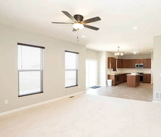 Photo - 1549 Marie Way