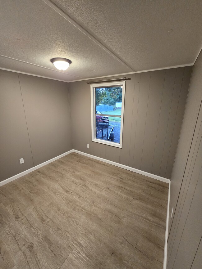 Photo - 36 Haney Park