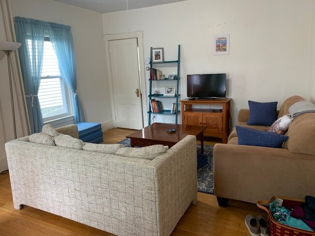 Building Photo - 101 Union St Unit 101 Rental