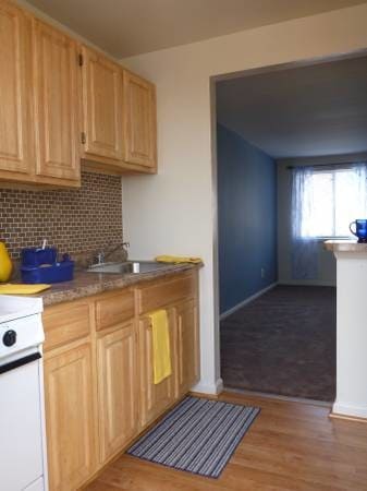 Building Photo - Harbor City Rental
