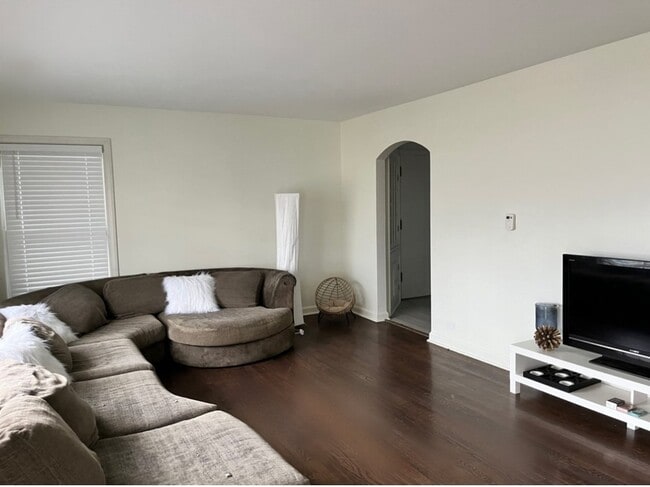 Photo - 310 Hillside Ave