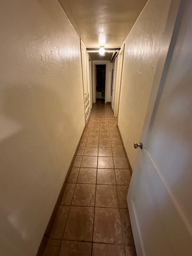 Photo - Brick House Duplex Unidad Downstairs