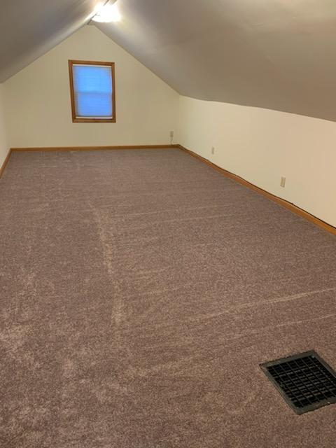 Fresh paint and new carpet in all bedrooms - 1500 Harding ave House