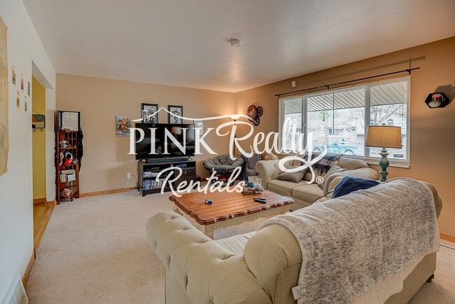 Photo - 1716 Wooten Rd