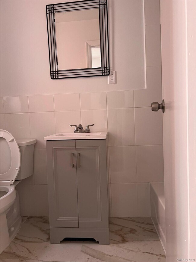 Photo - 1810 Barnes Ave