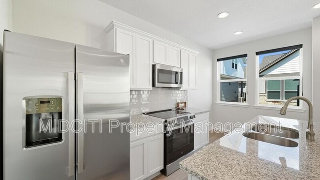 Photo - 2133 Hofstaat