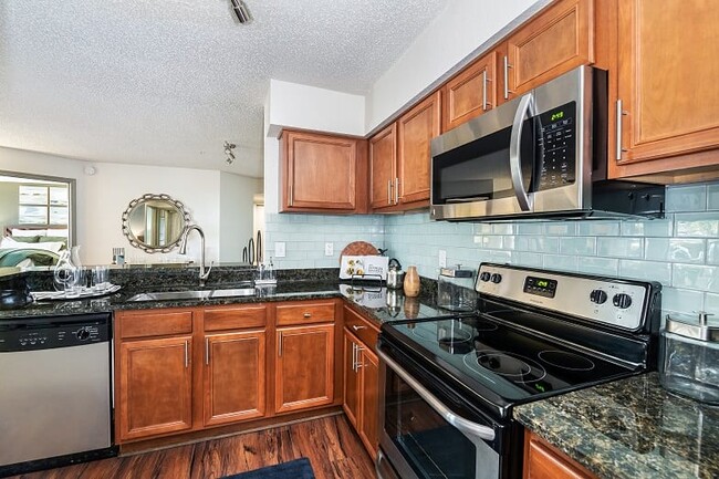 Photo - Cortland Lake Howell Apartments