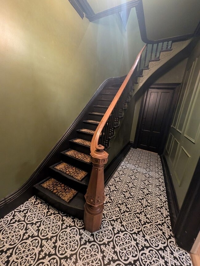 Photo - 244 Virginia St